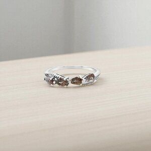 Pear-Shaped Color-Change Garnet Ring in 925 Sterling Silver